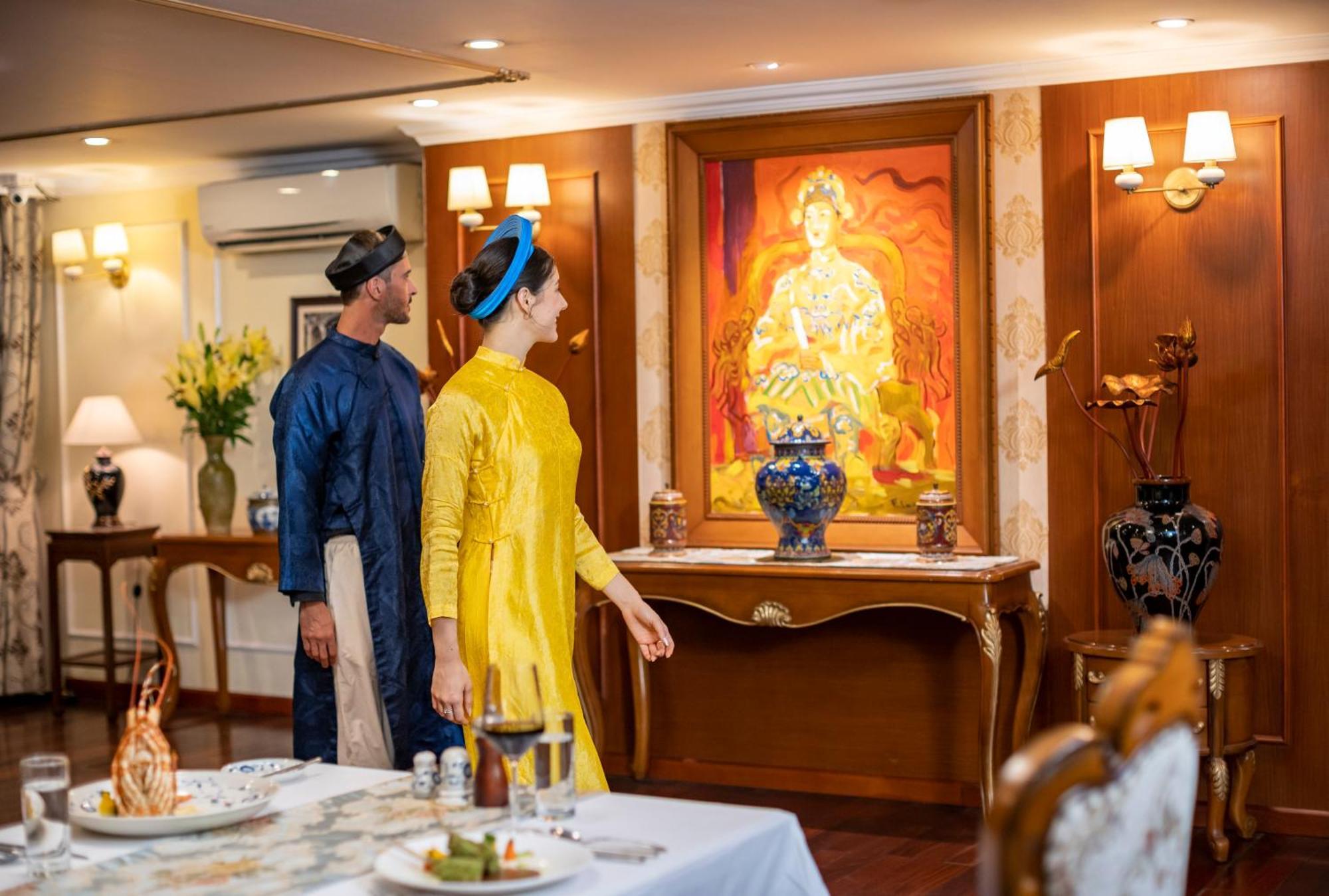 Hotel Emperor Cruises Legacy Ha Long Esterno foto