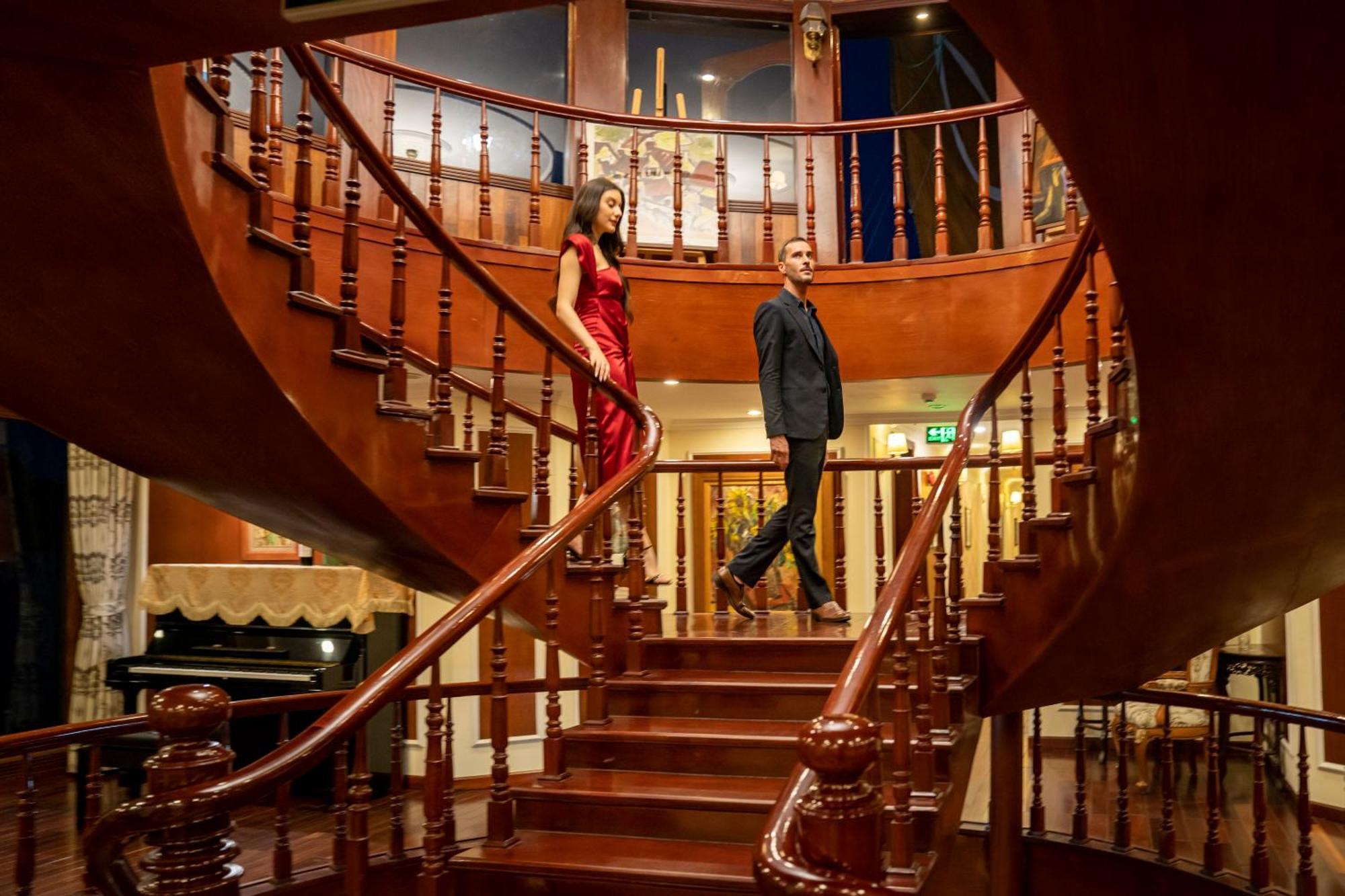 Hotel Emperor Cruises Legacy Ha Long Esterno foto