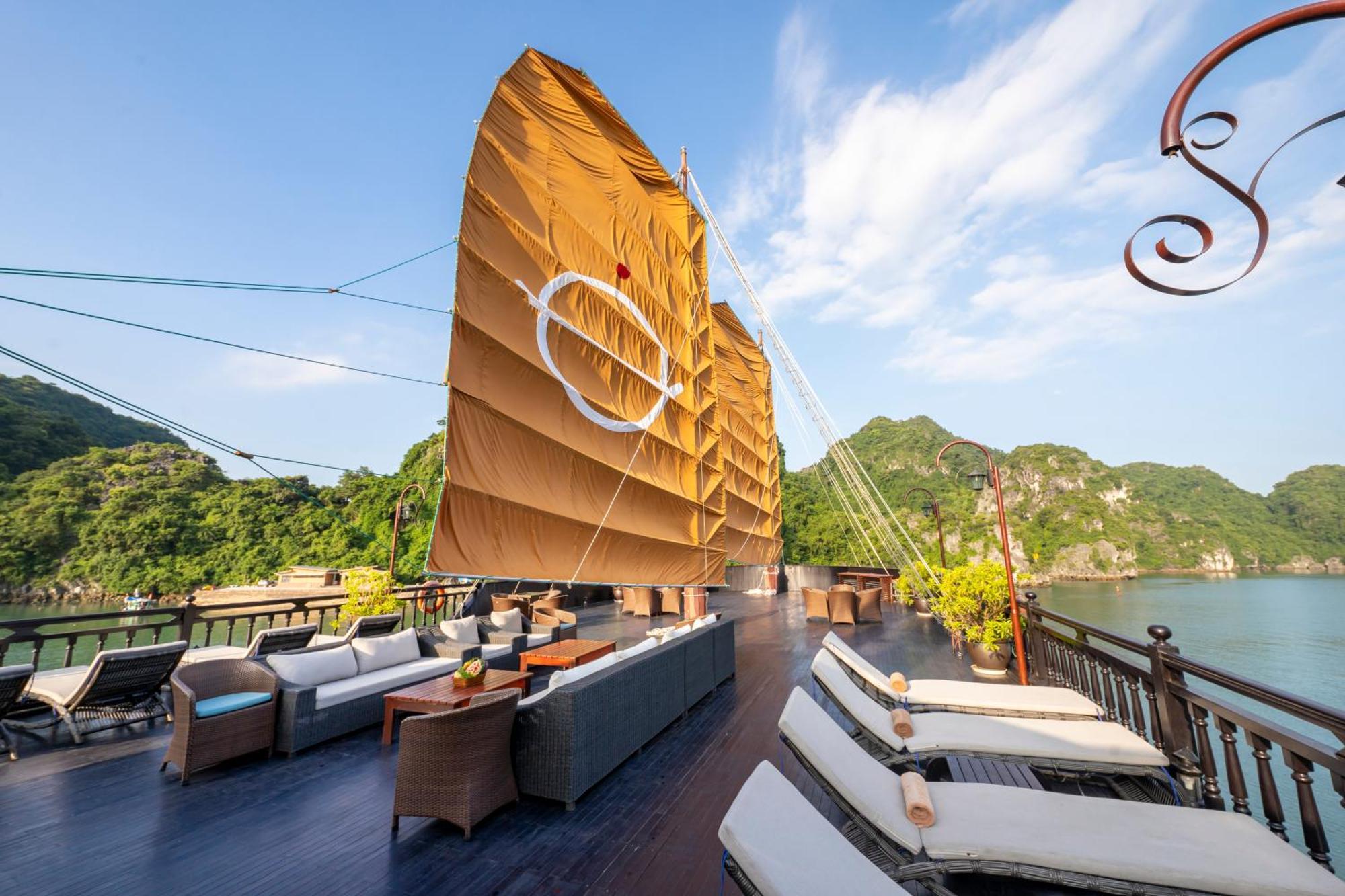 Hotel Emperor Cruises Legacy Ha Long Esterno foto
