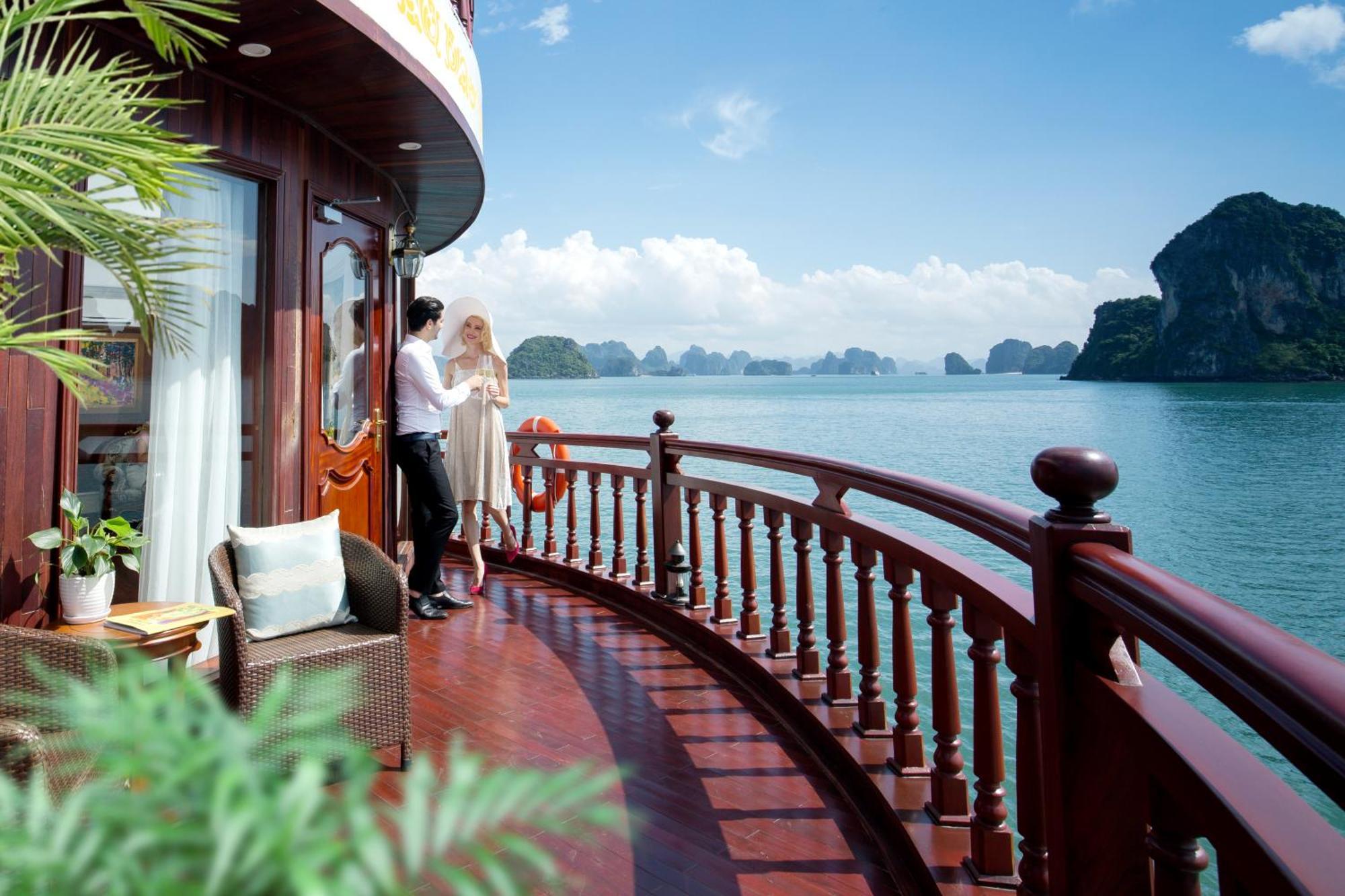Hotel Emperor Cruises Legacy Ha Long Esterno foto
